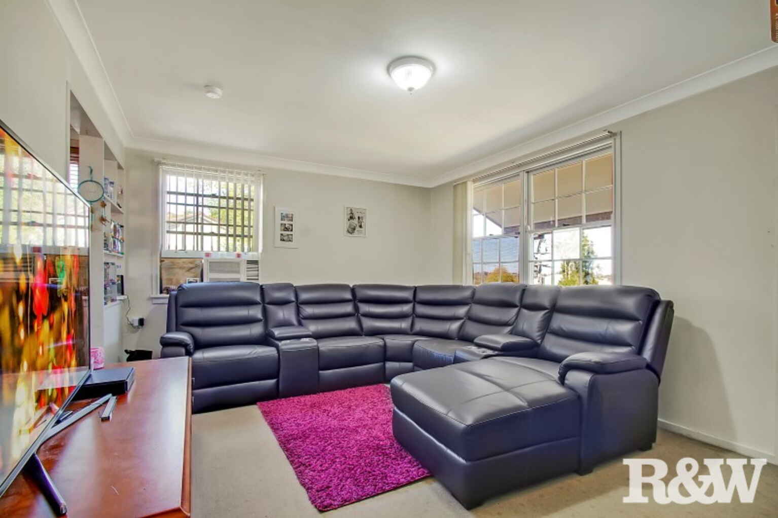 20 Mikkelsen Avenue Tregear