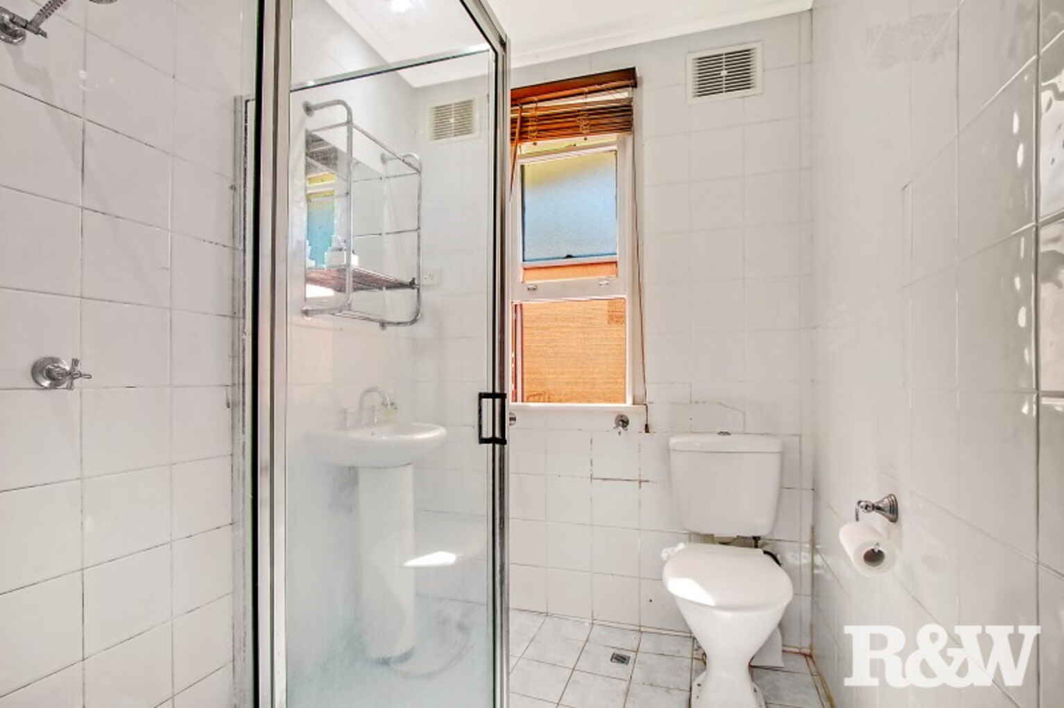 20 Mikkelsen Avenue Tregear