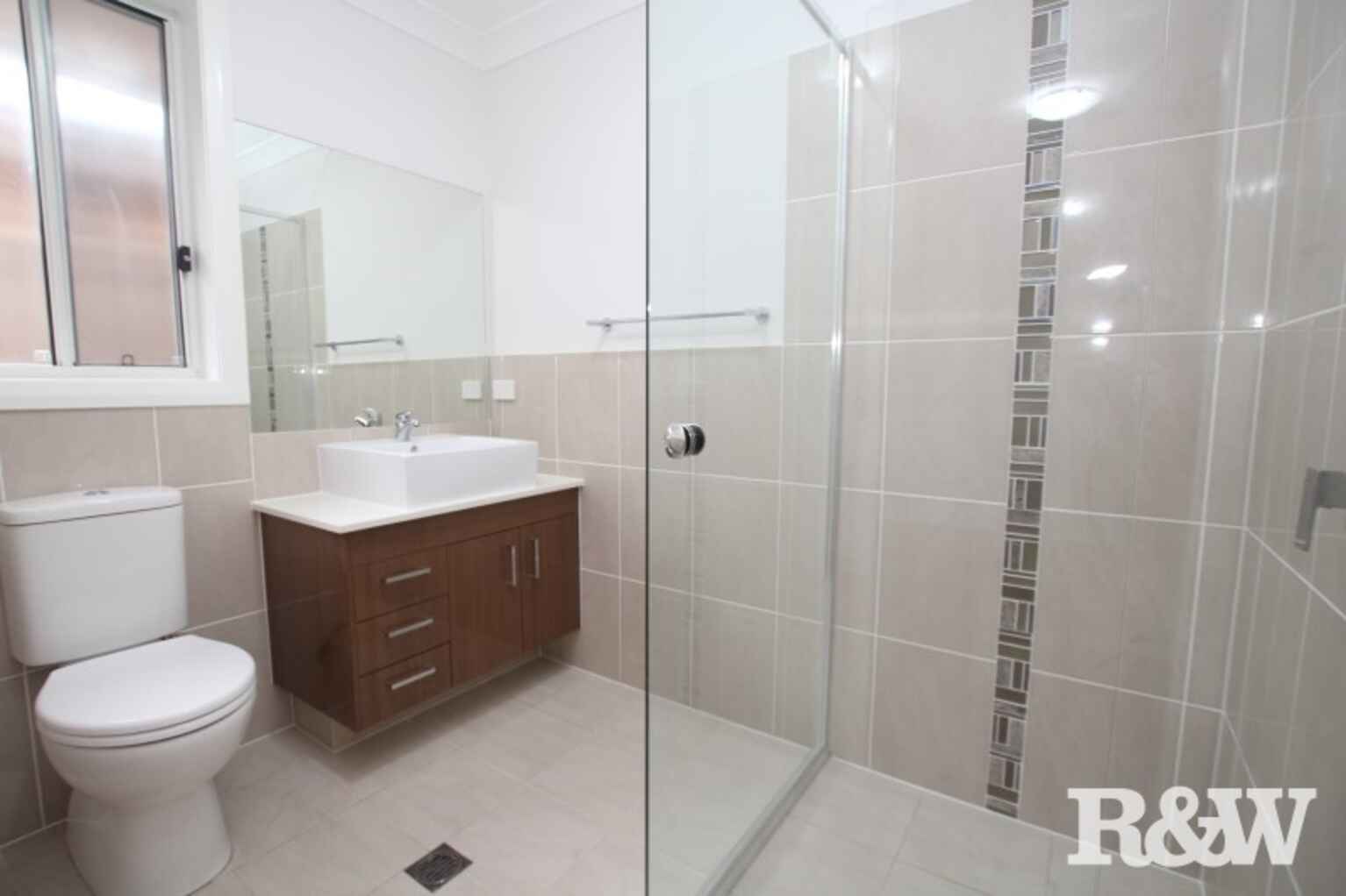 3A Binalong Road Jordan Springs 3A Binalong Road Jordan Springs