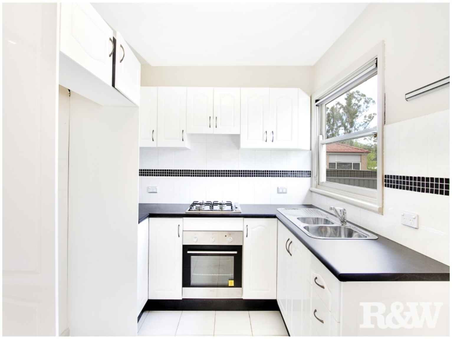 33 Wehlow Street Mount Druitt