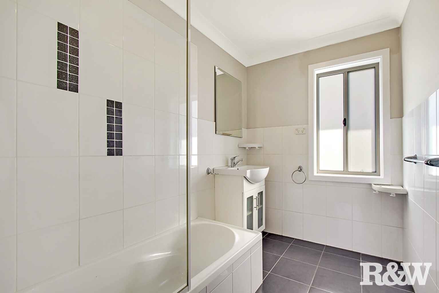 16 Runcorn Avenue Hebersham 16 Runcorn Avenue Hebersham