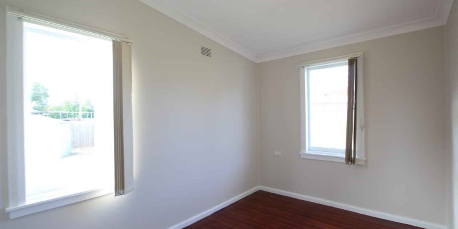 8 Hales Place Blackett