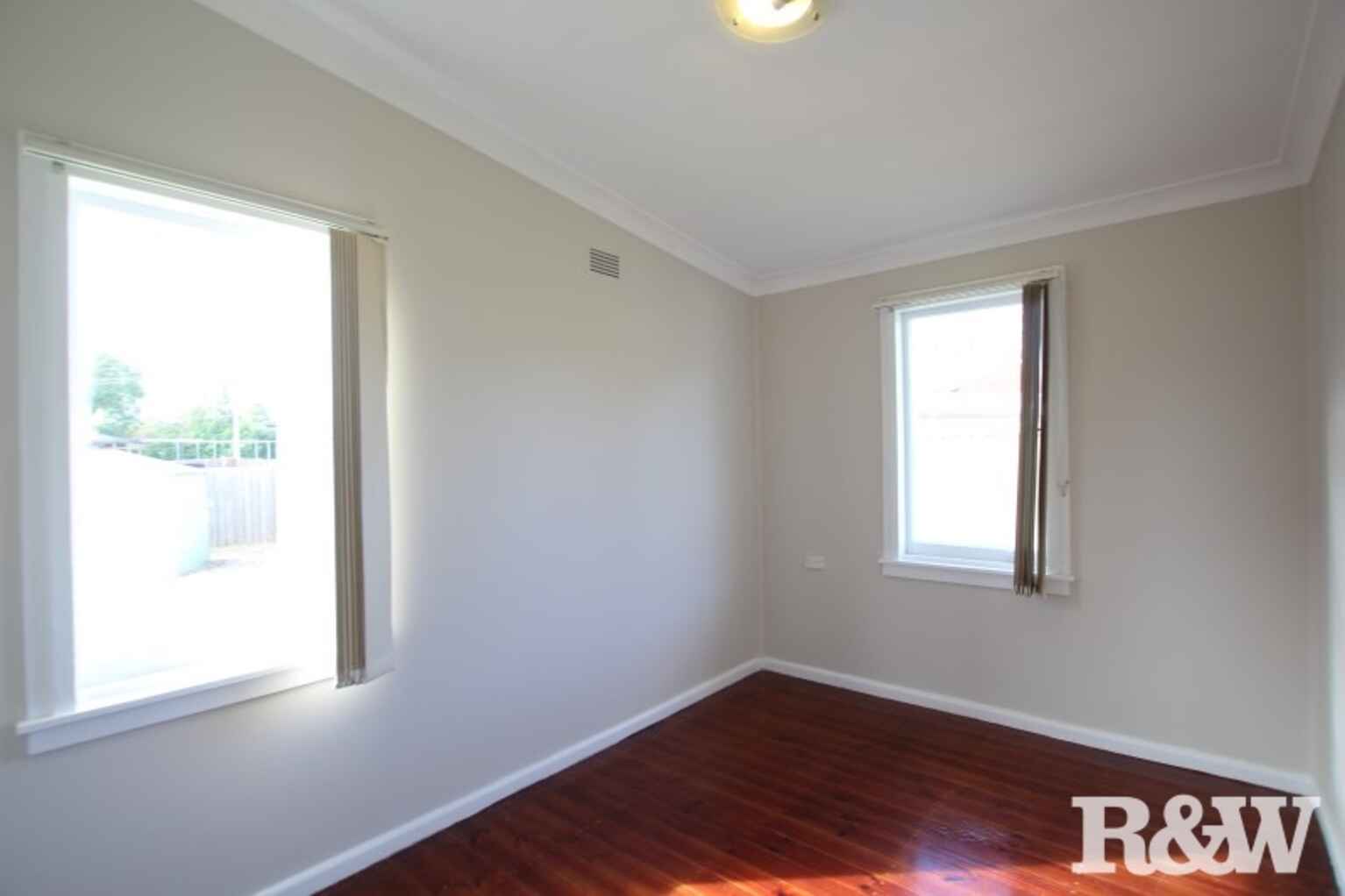 8 Hales Place Blackett