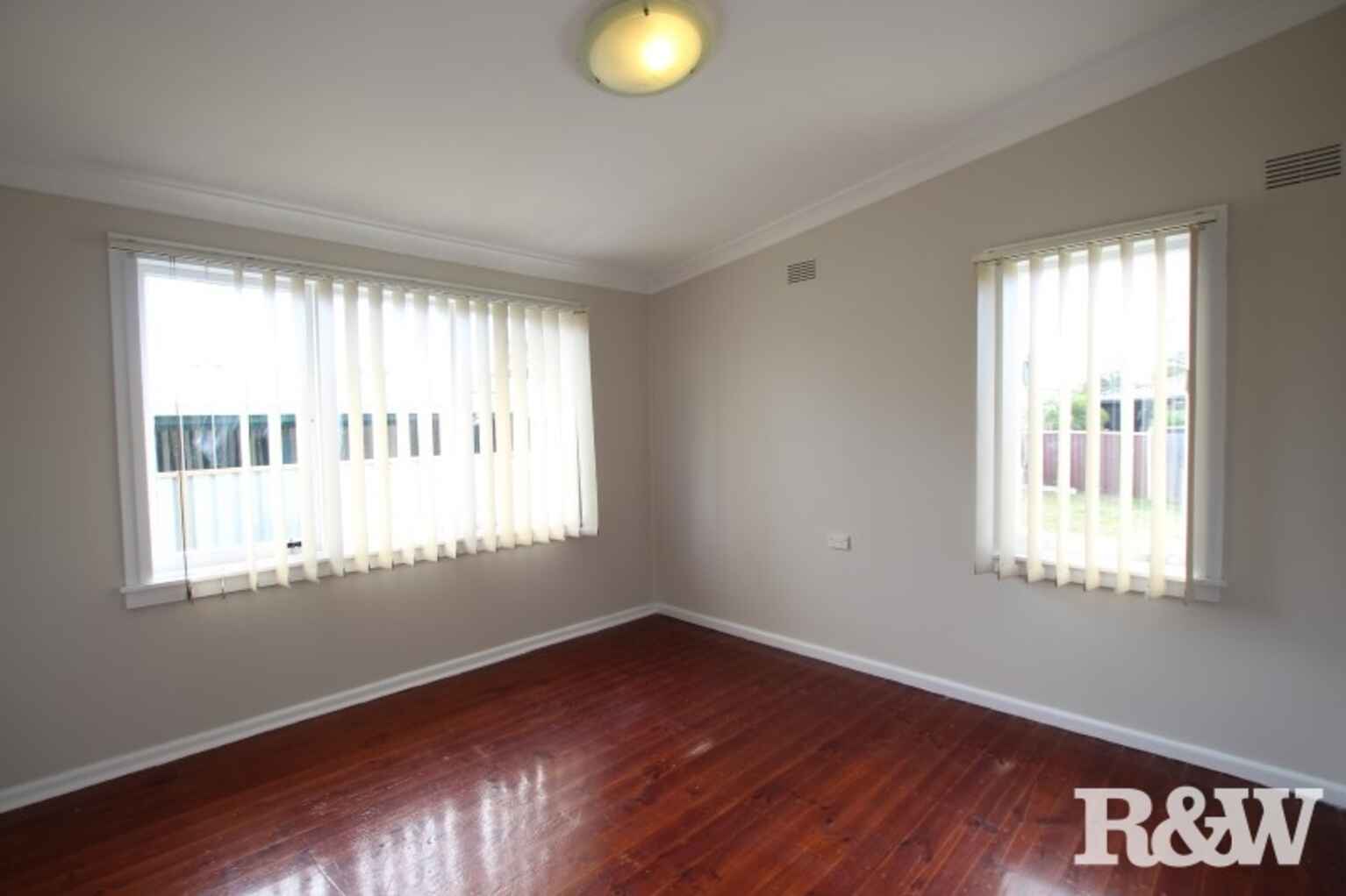 8 Hales Place Blackett