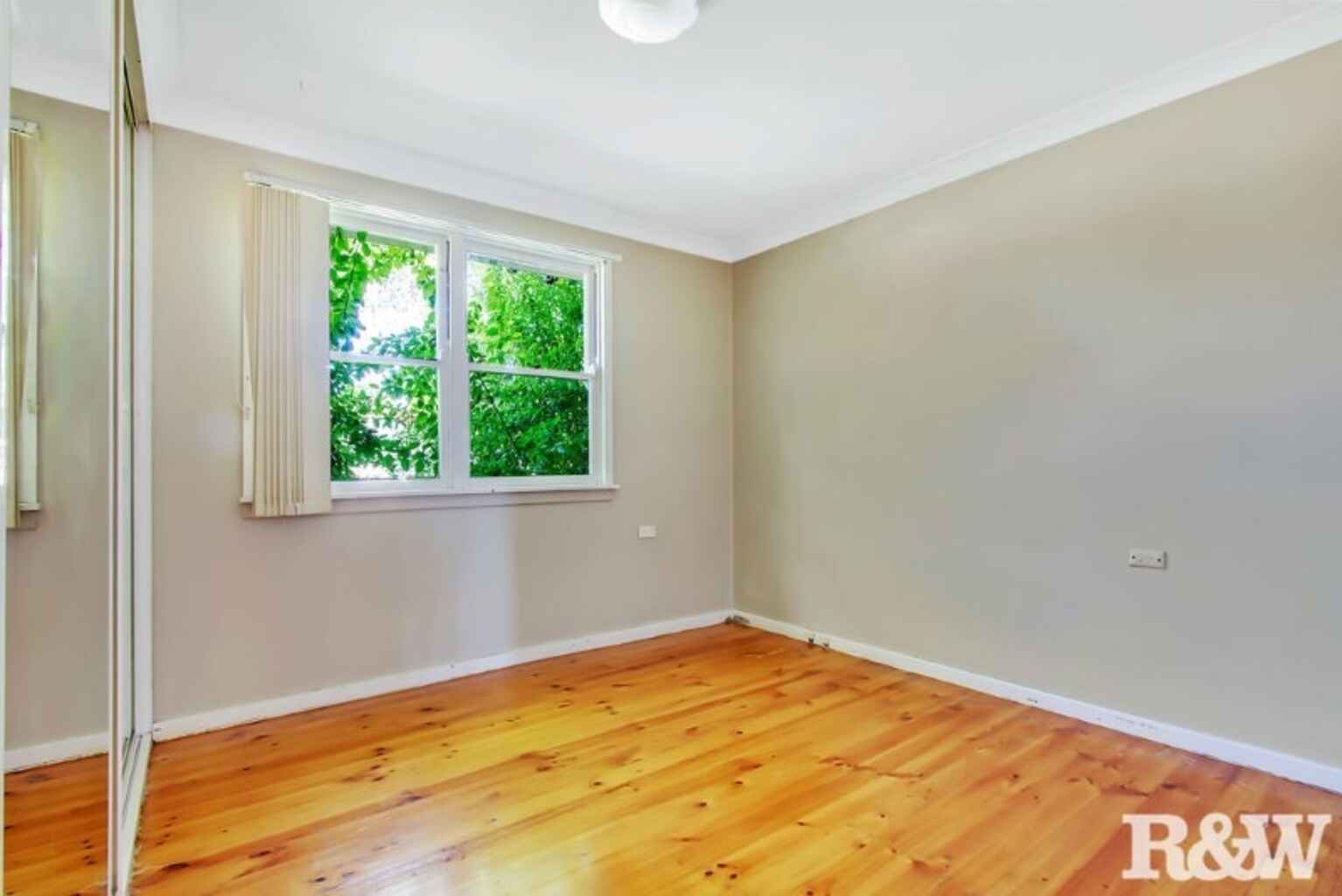 39 Lingayen Avenue Lethbridge Park 39 Lingayen Avenue Lethbridge Park