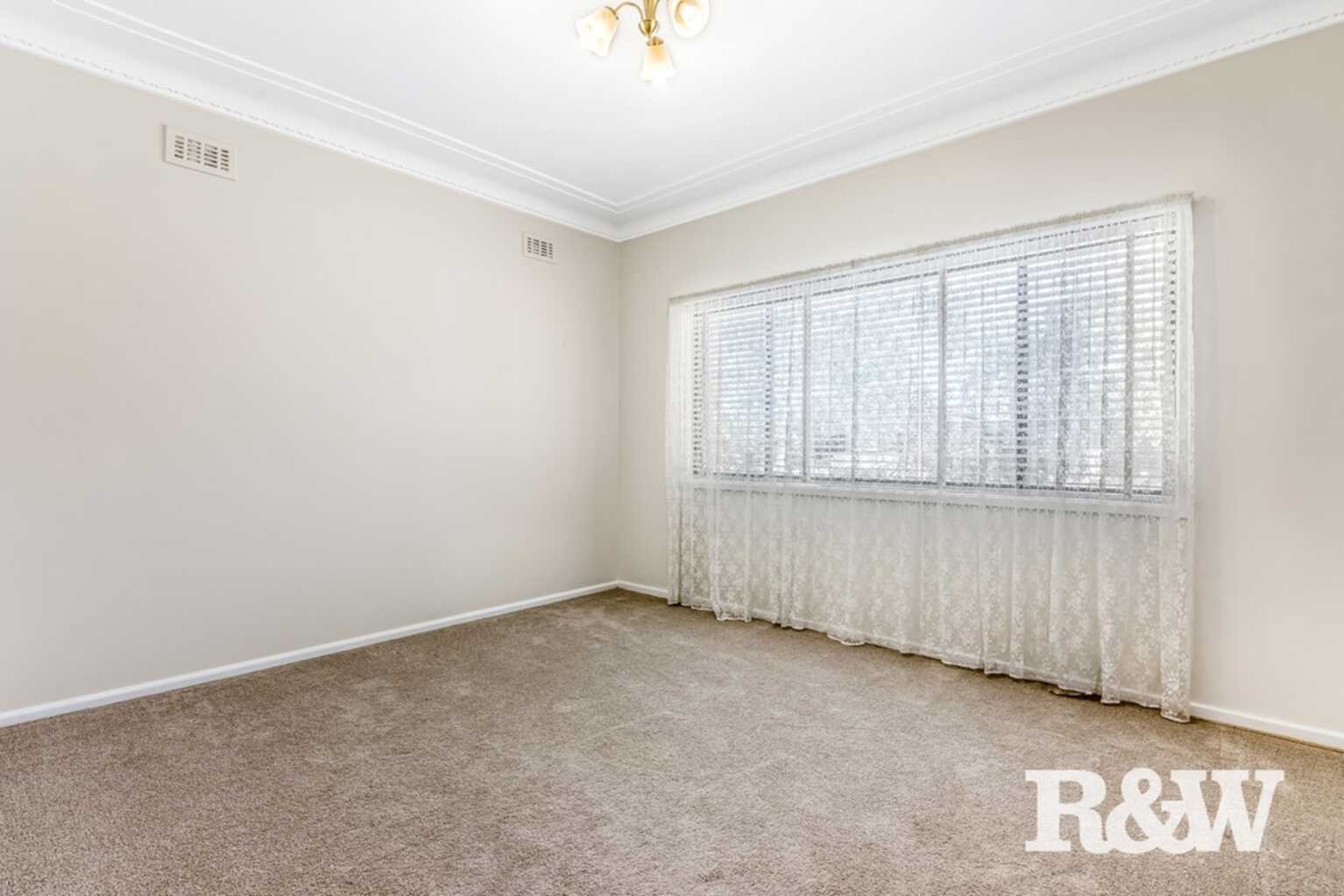 94 Power Street Doonside