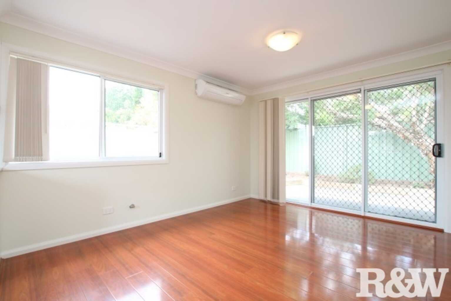 33A Hilary Street Winston Hills