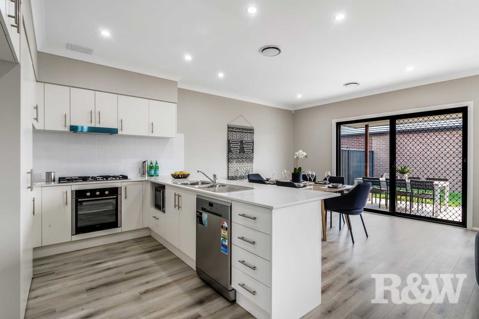 10 Bormla Lane Jordan Springs