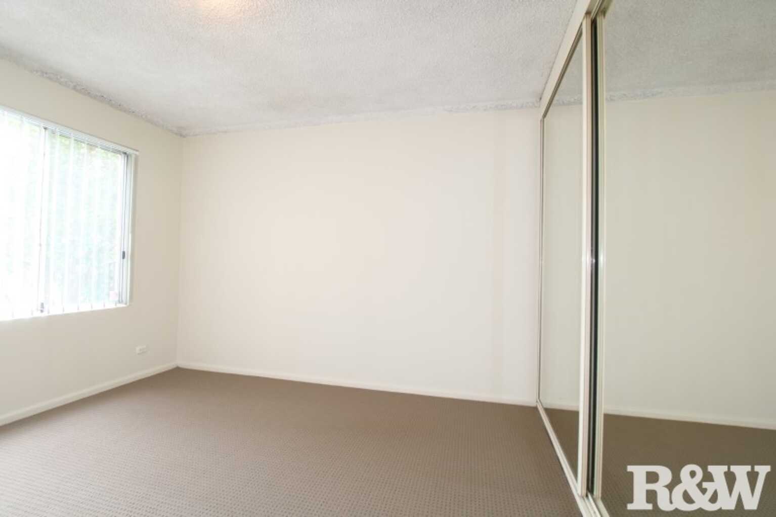 2/52 Saddington Street St Marys