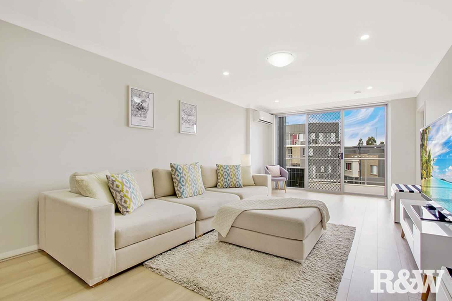 Unit 206/5 Dunlop Avenue Ropes Crossing Unit 206/5 Dunlop Avenue Ropes Crossing