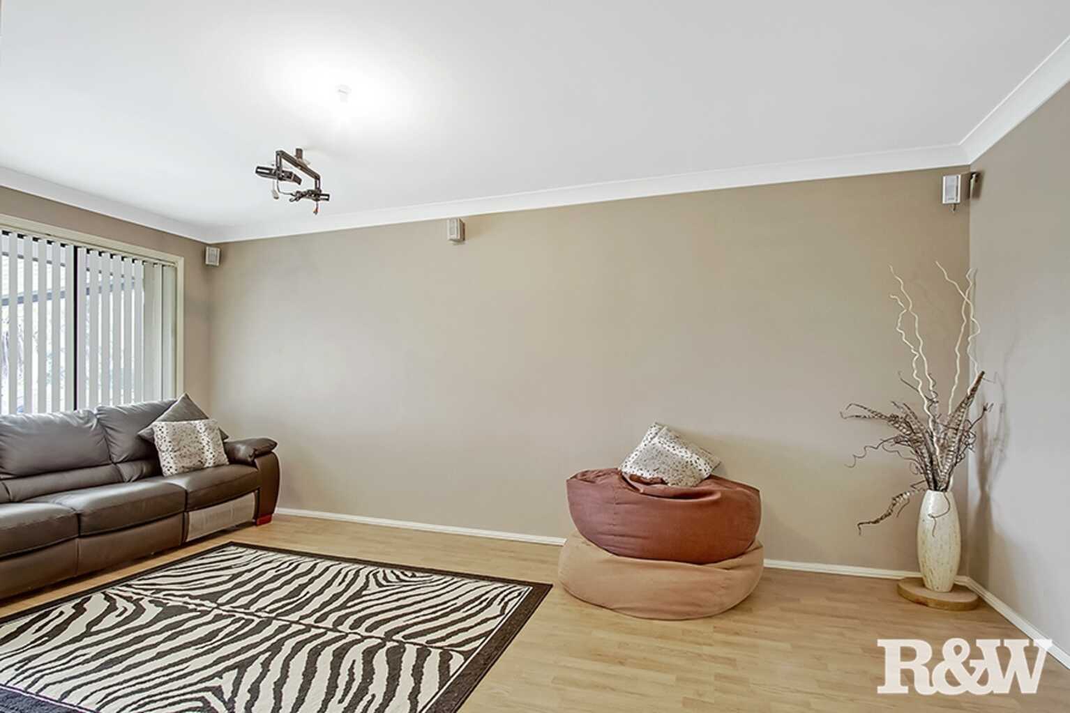 5 McFarlane Drive Minchinbury