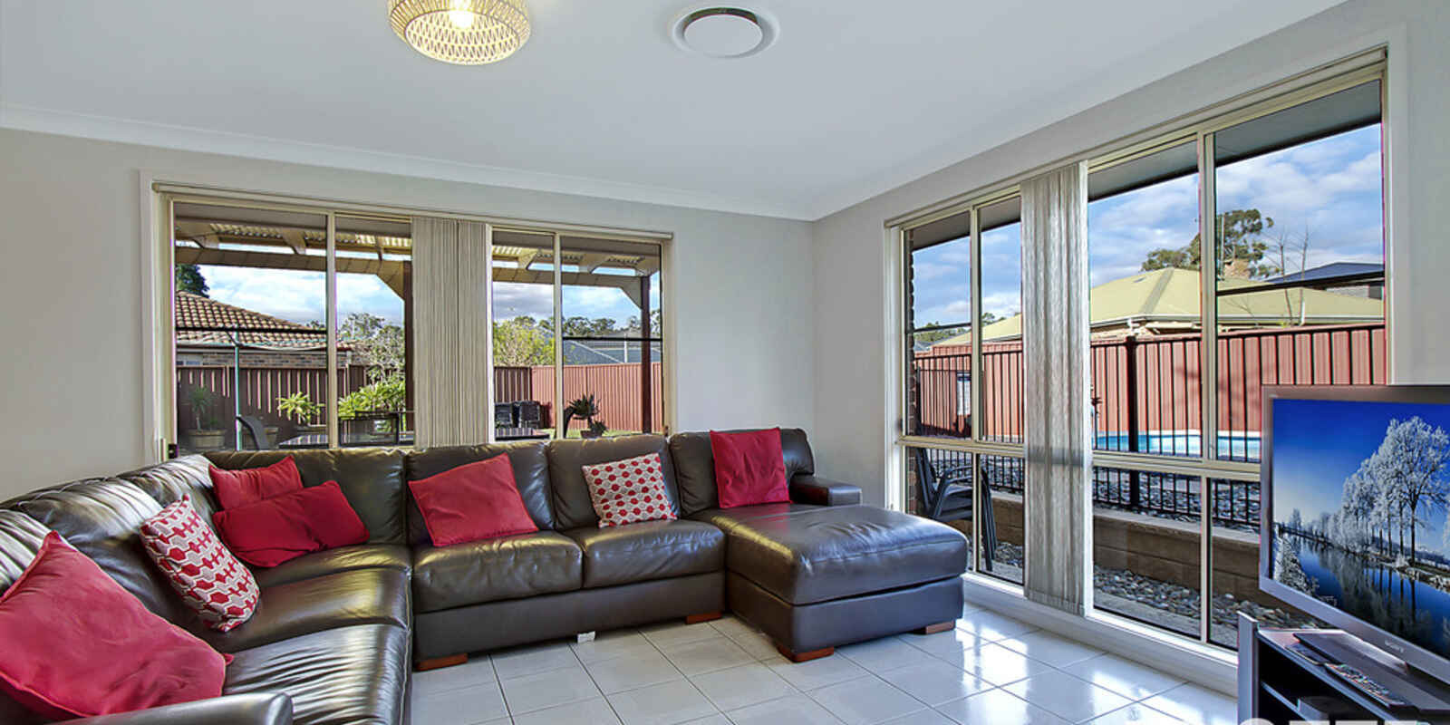 69 Winsome Avenue Plumpton 69 Winsome Avenue Plumpton