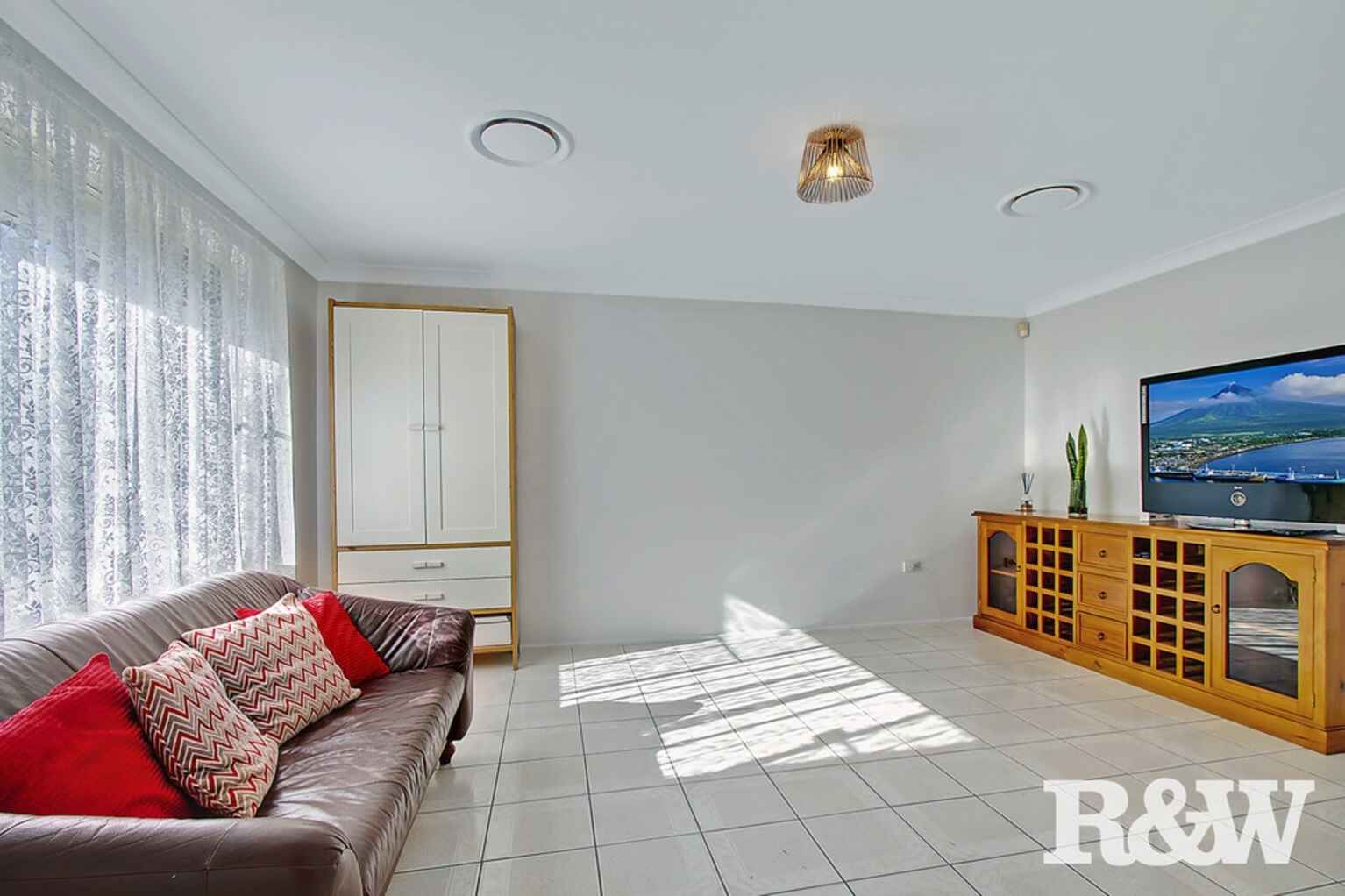 69 Winsome Avenue Plumpton