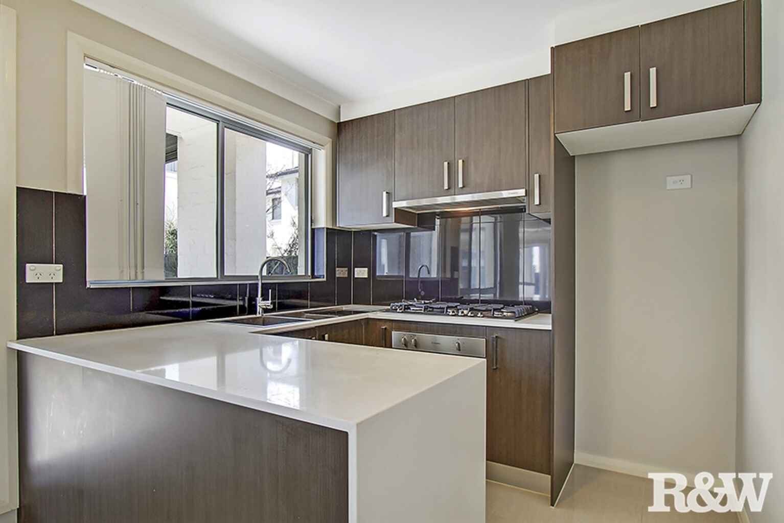 32/30 Australis Drive Ropes Crossing