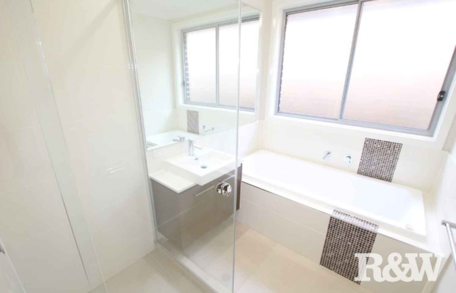 27 Herford Street Ropes Crossing 27 Herford Street Ropes Crossing