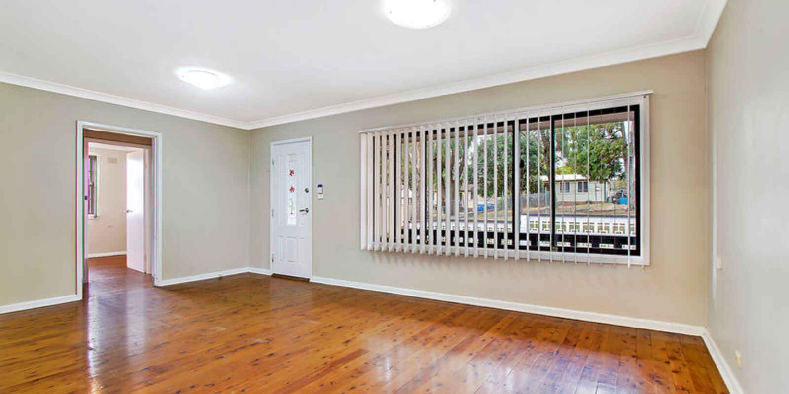 26 Luzon Avenue Lethbridge Park 26 Luzon Avenue Lethbridge Park