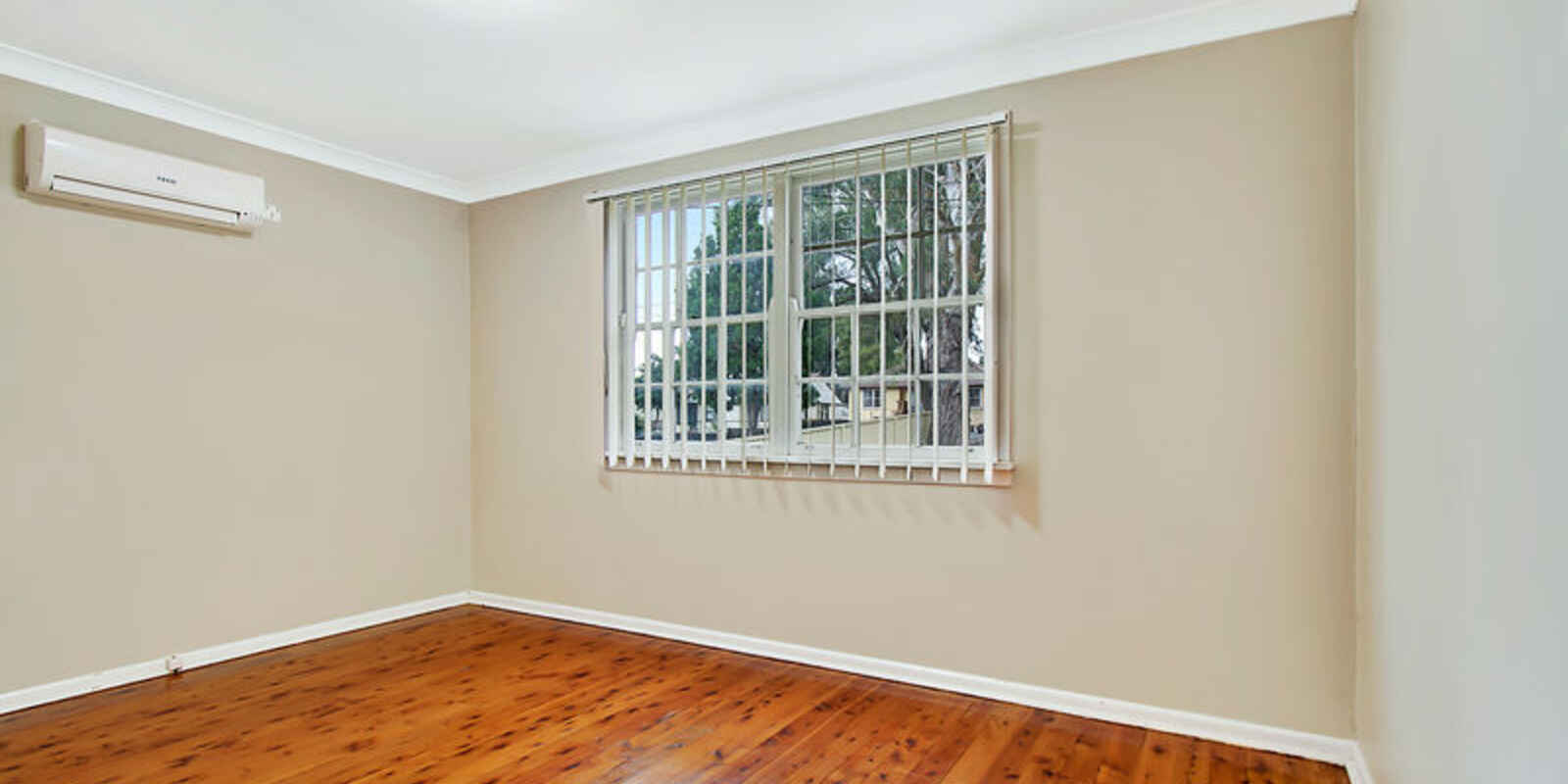 26 Luzon Avenue Lethbridge Park 26 Luzon Avenue Lethbridge Park