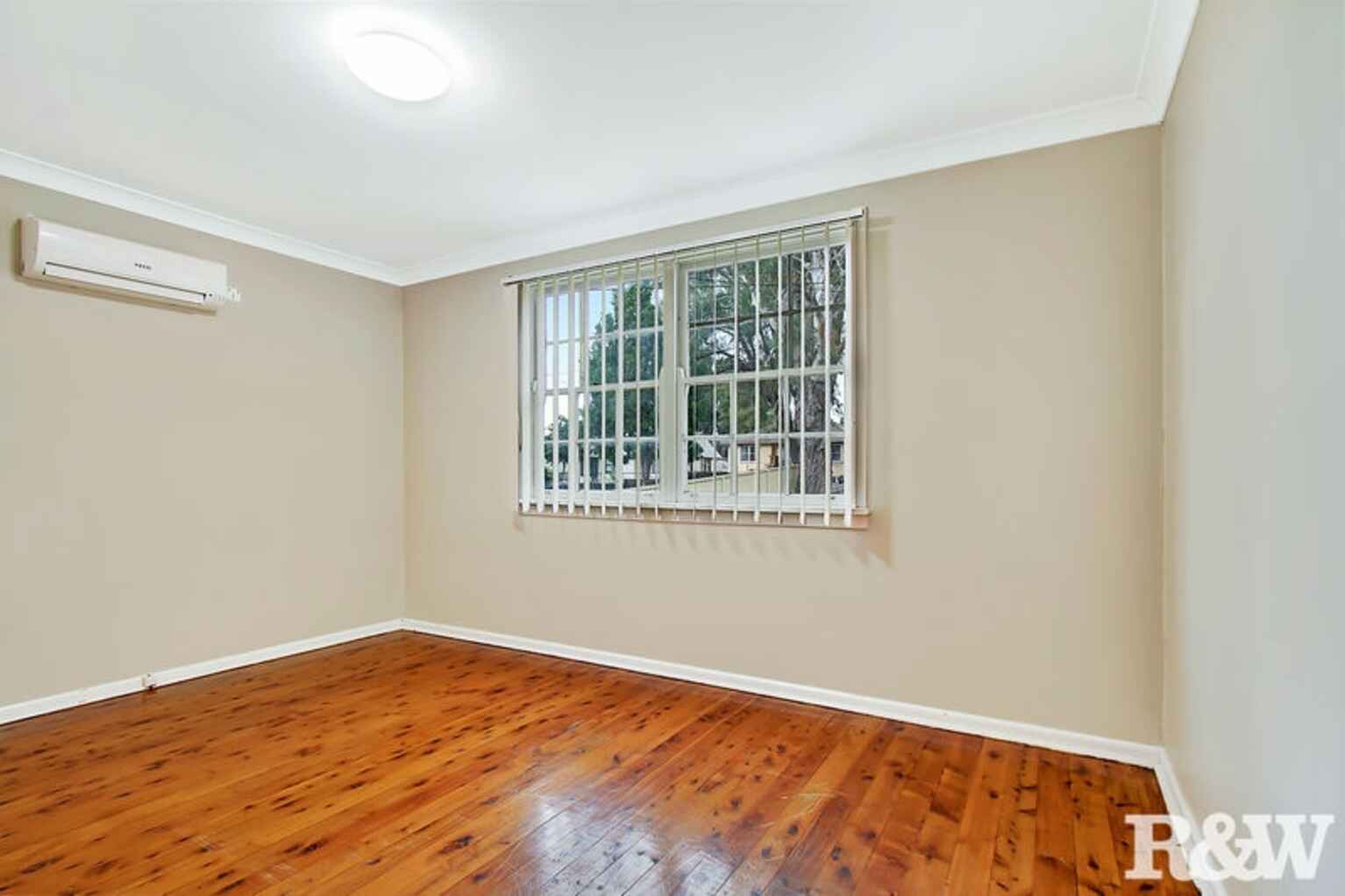 26 Luzon Avenue Lethbridge Park