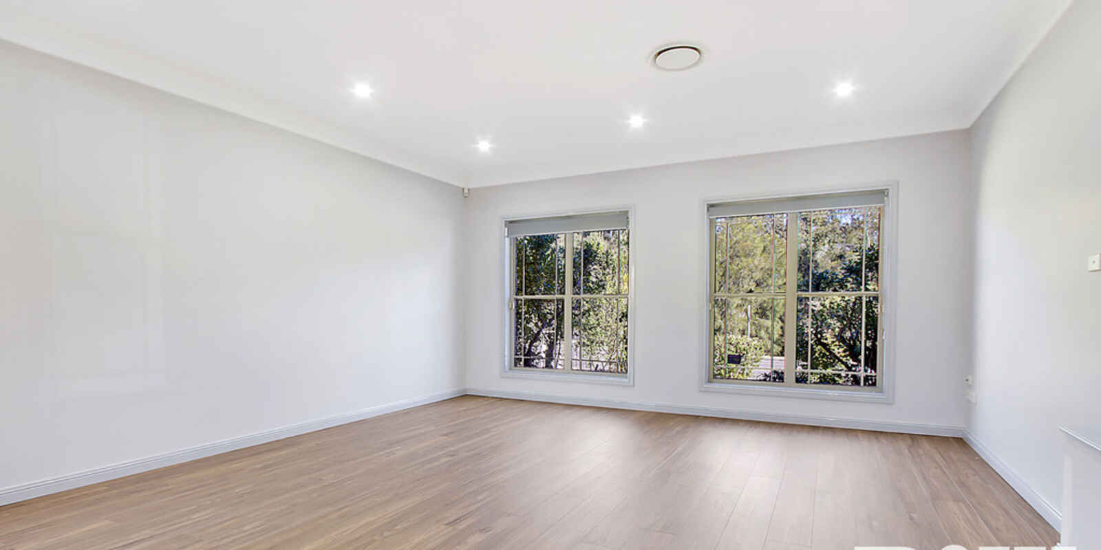 129 Woodcroft Drive Woodcroft