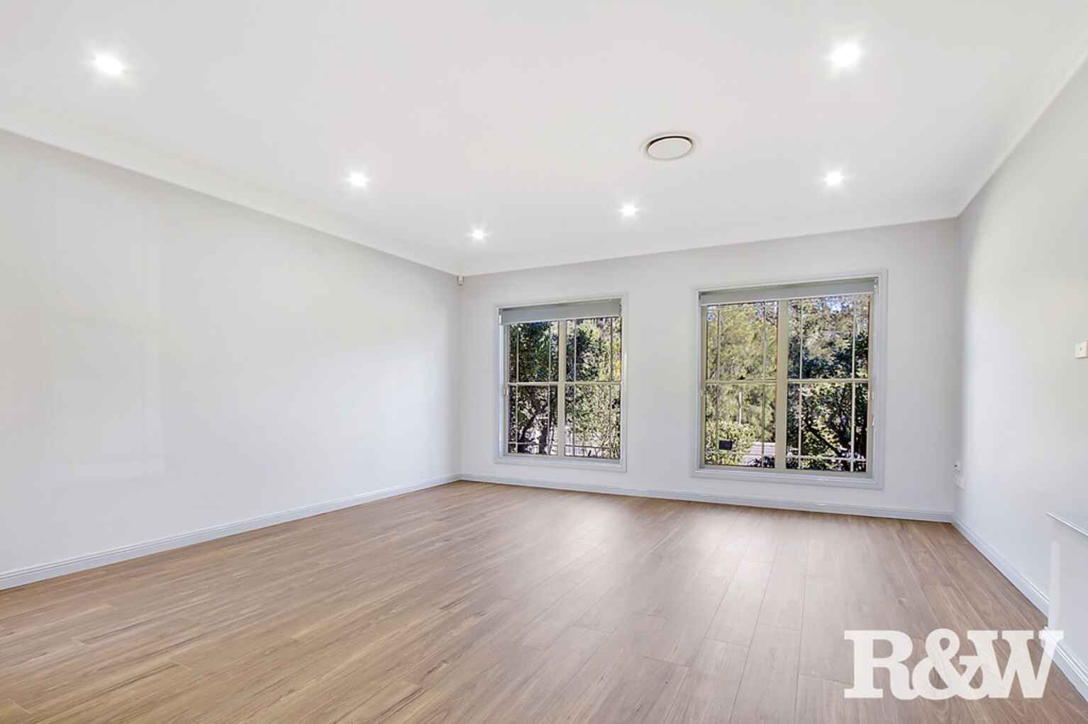 129 Woodcroft Drive Woodcroft