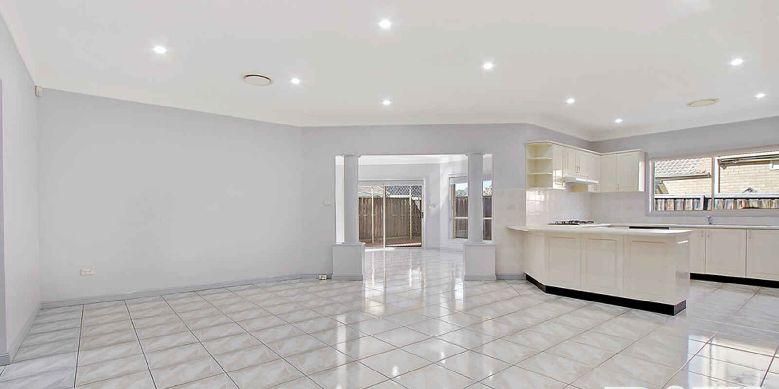 129 Woodcroft Drive Woodcroft