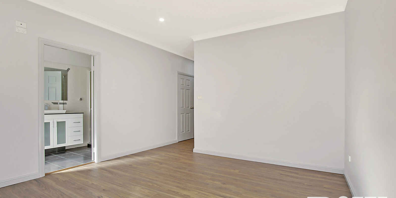 129 Woodcroft Drive Woodcroft