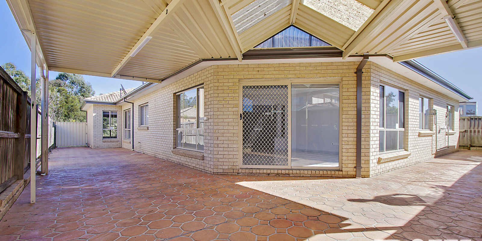 129 Woodcroft Drive Woodcroft