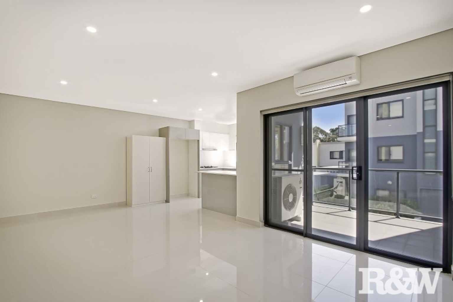 19/1A Premier Lane Rooty Hill 19/1A Premier Lane Rooty Hill