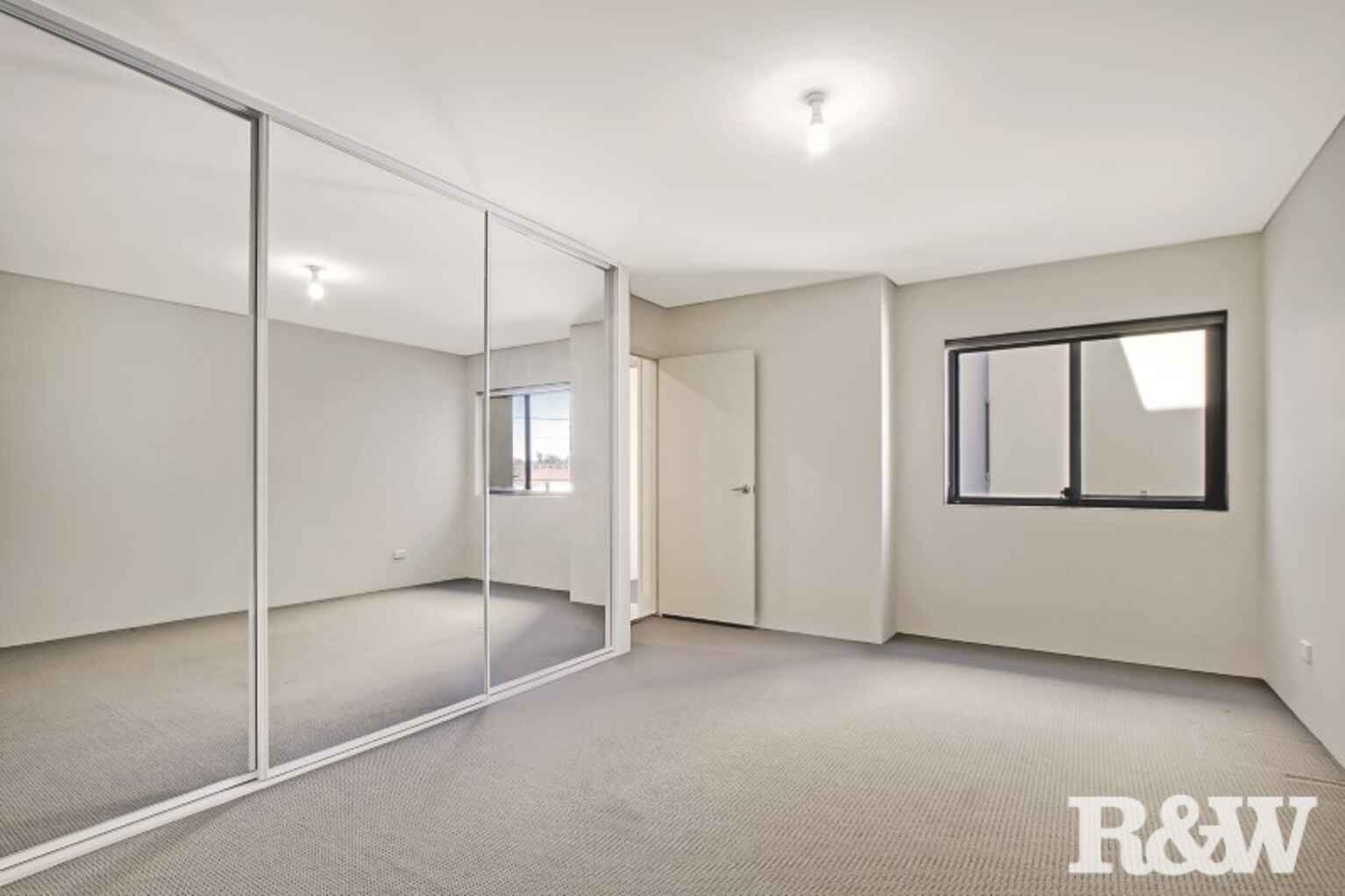 19/1A Premier Lane Rooty Hill 19/1A Premier Lane Rooty Hill