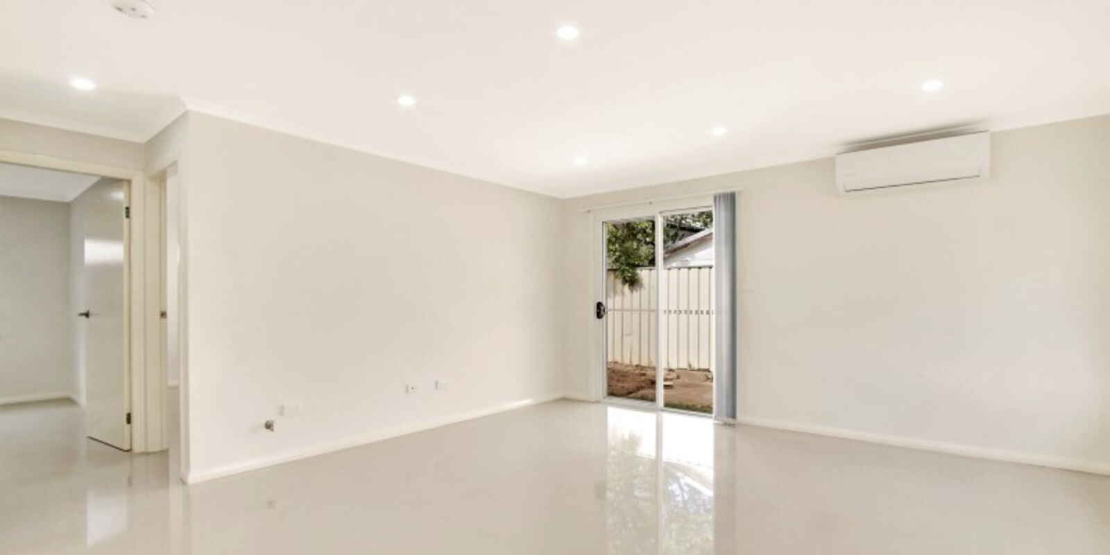 181A Captain Cook Drive Willmot 181A Captain Cook Drive Willmot