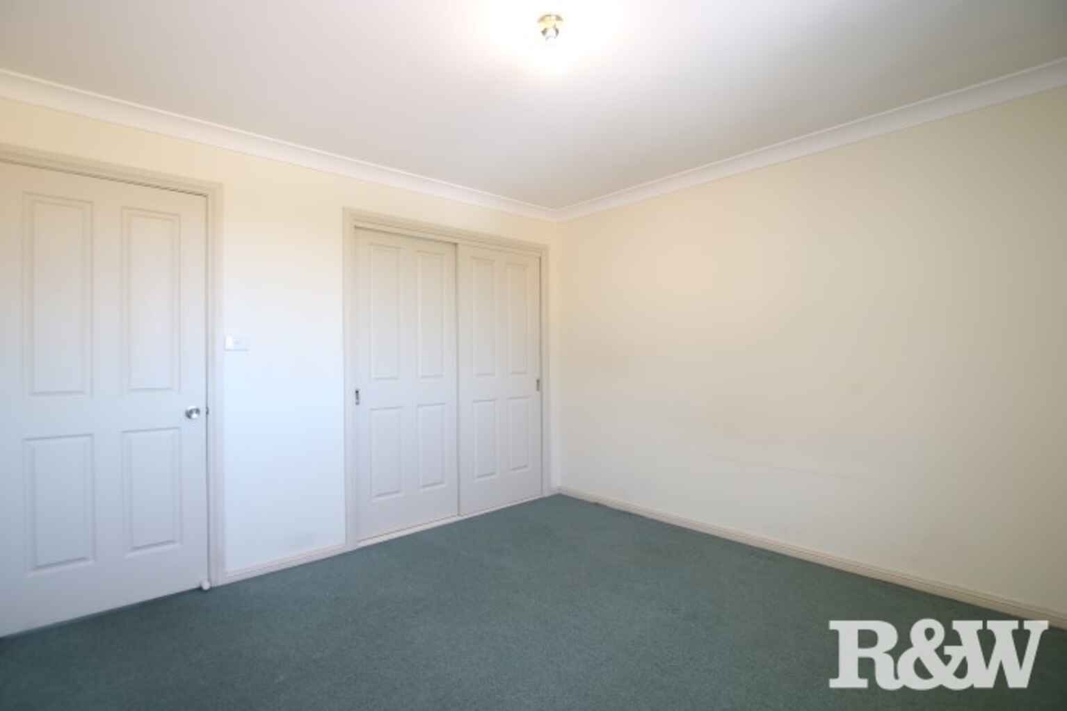 15/2 Charlotte Road Rooty Hill