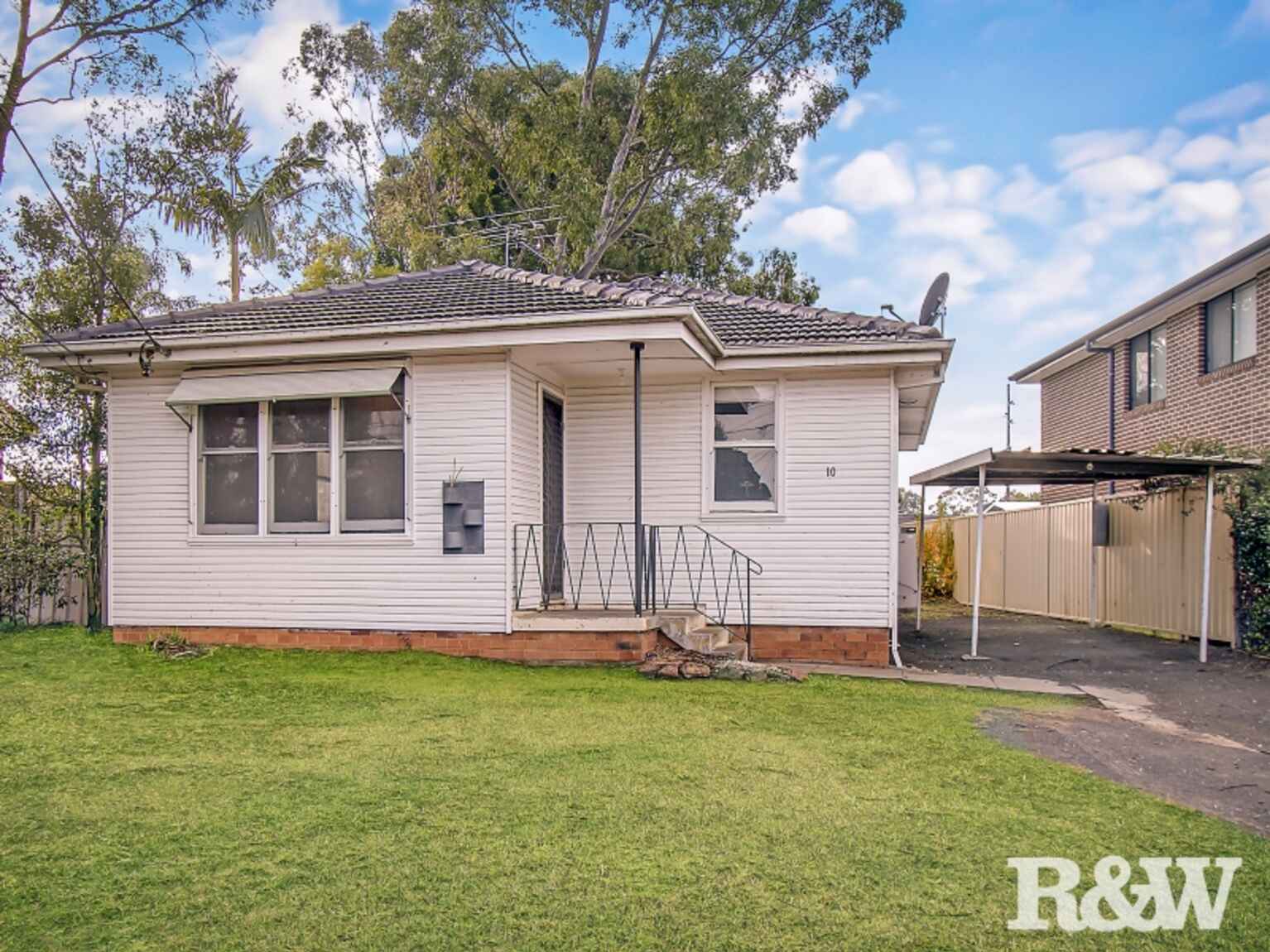 10 Cedar Crescent North St Marys