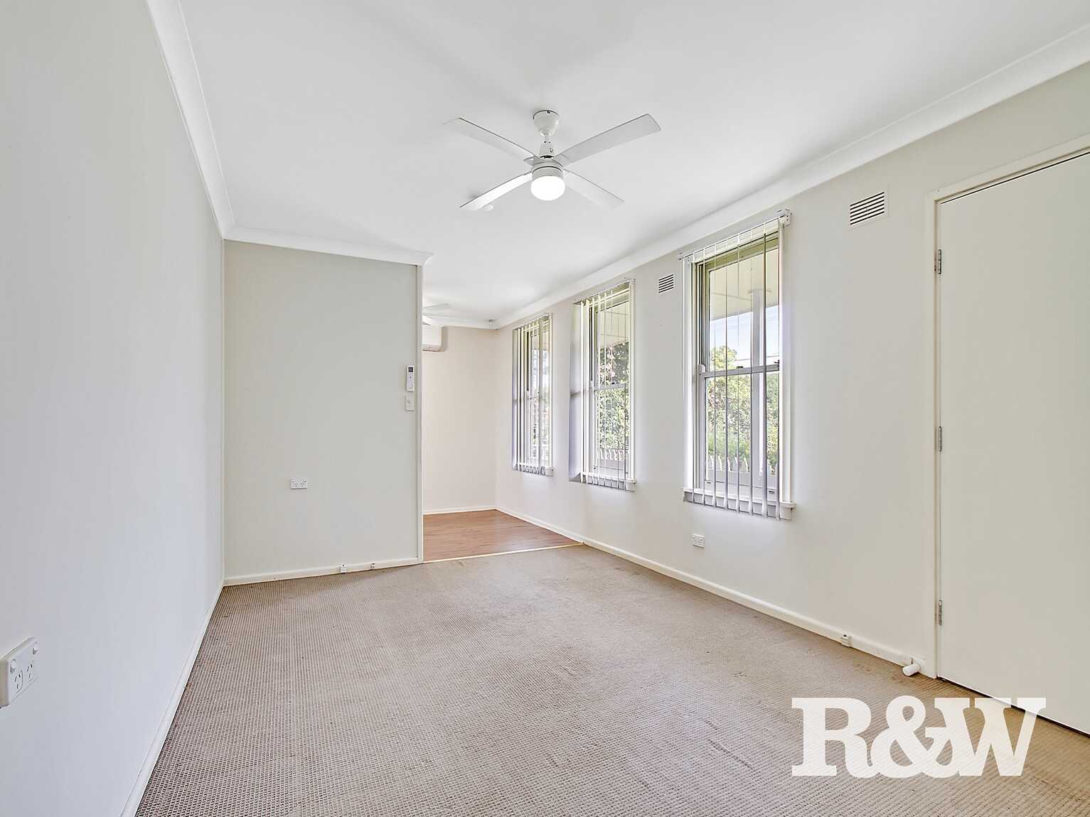 39 Waitaki Street Lethbridge Park