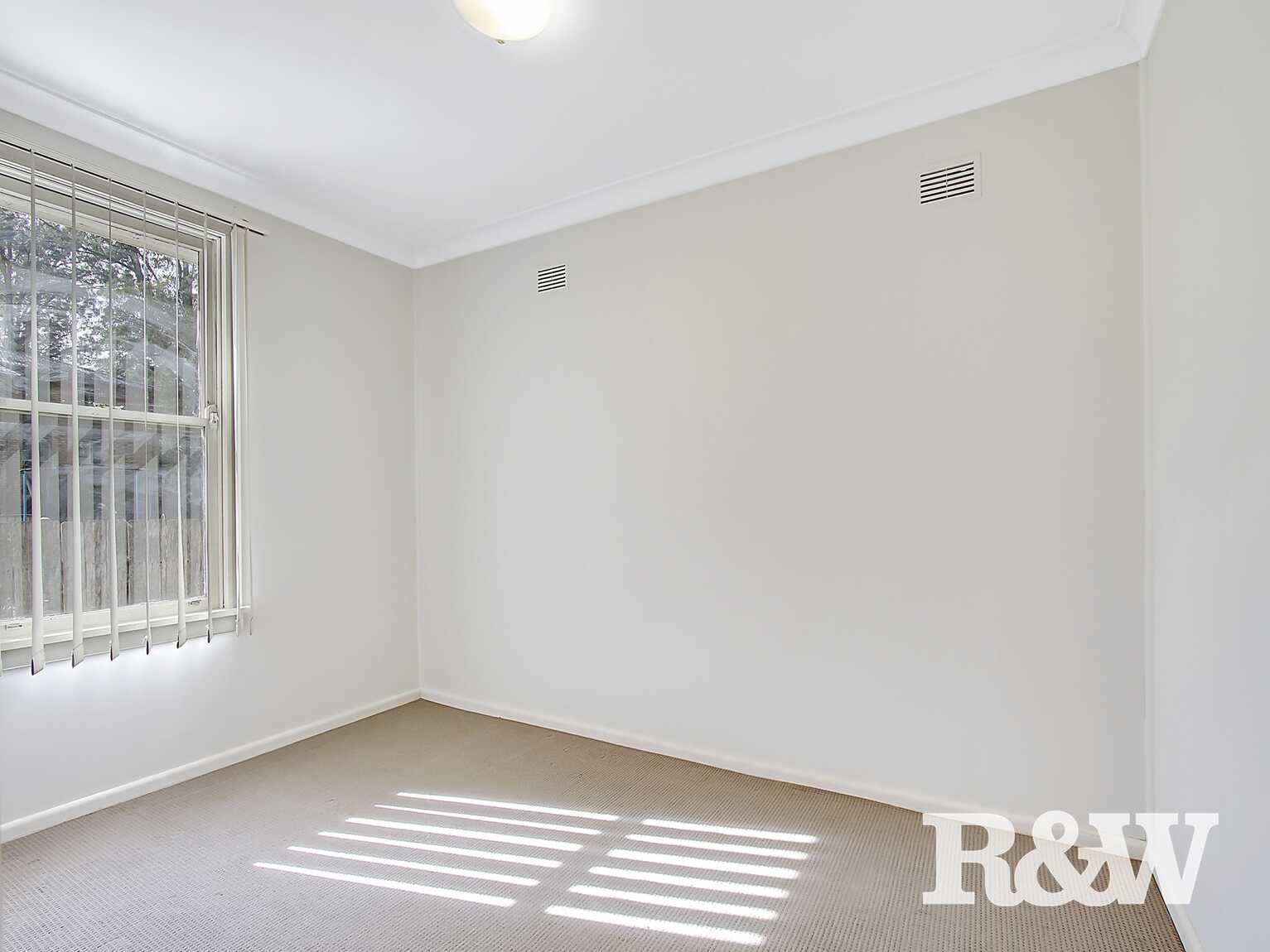 39 Waitaki Street Lethbridge Park