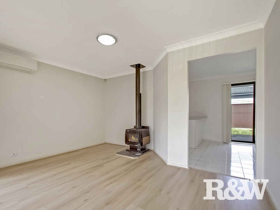 46 Colebee Crescent Hassall Grove