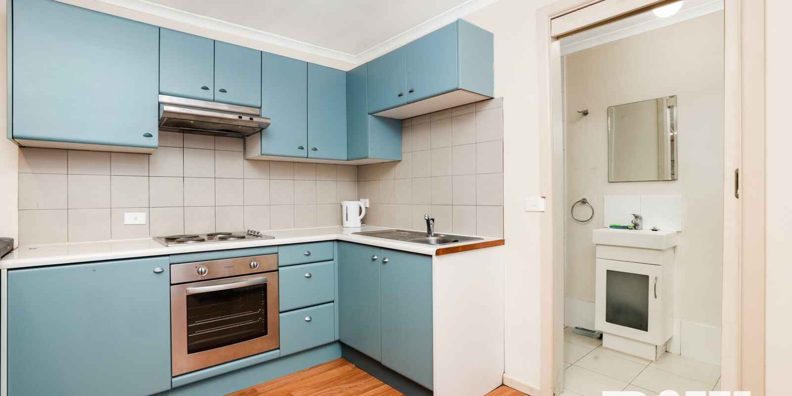 14 & 14A Samoa Place Lethbridge Park