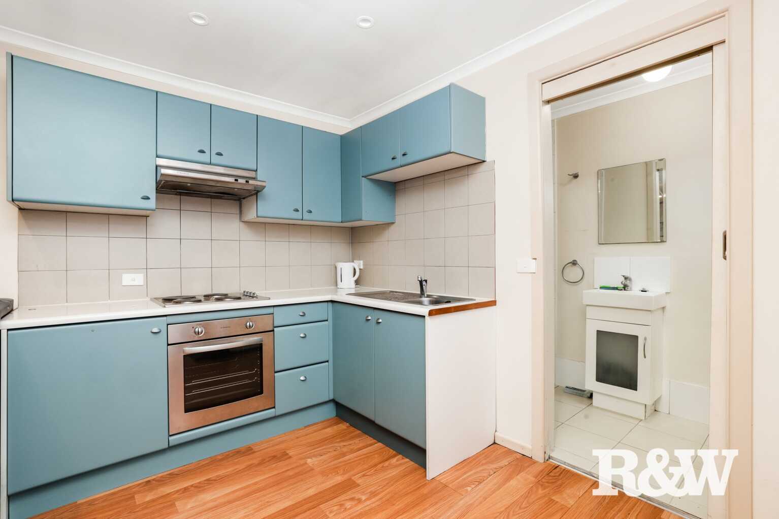 14 & 14A Samoa Place Lethbridge Park