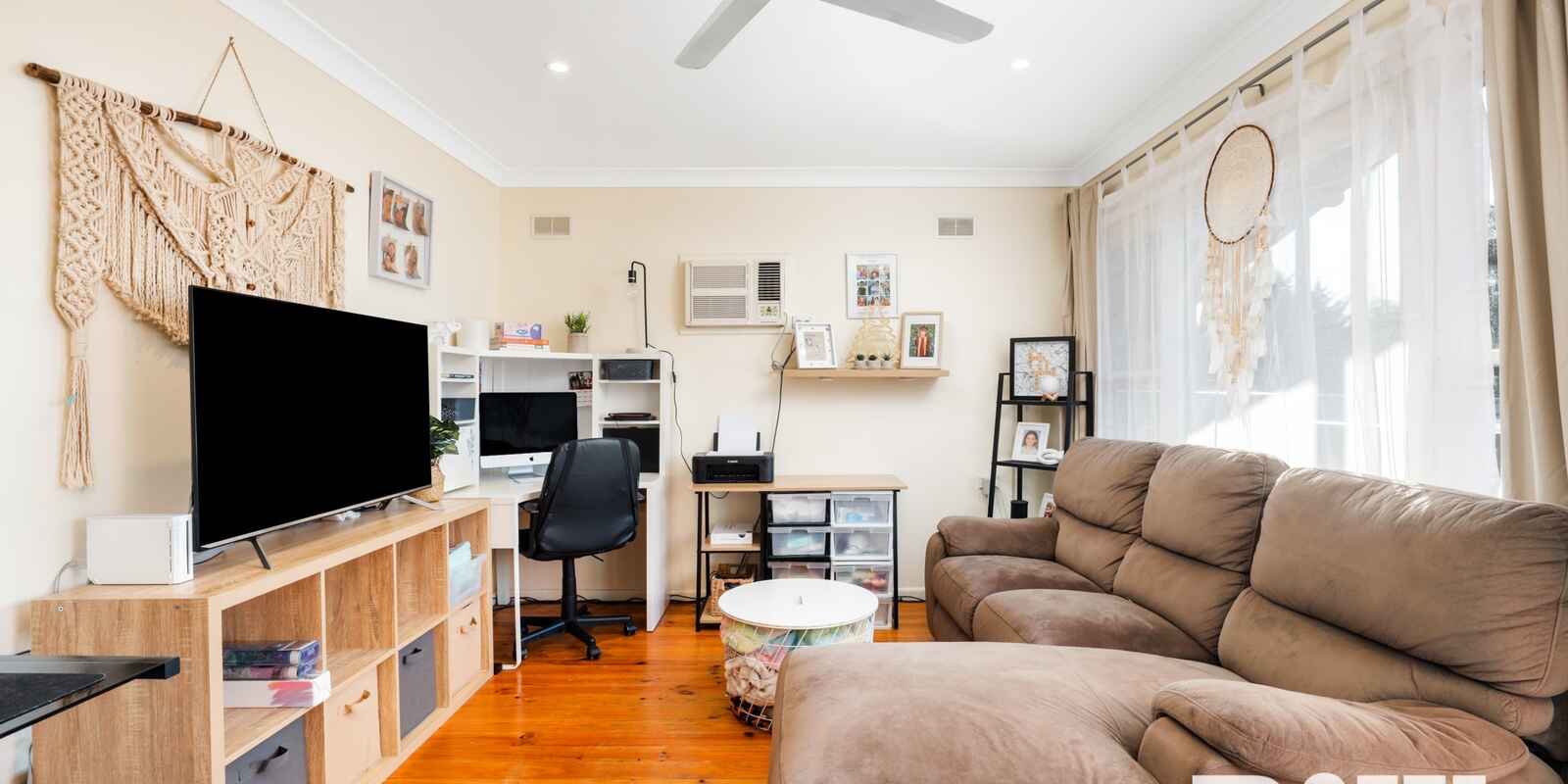 14 & 14A Samoa Place Lethbridge Park