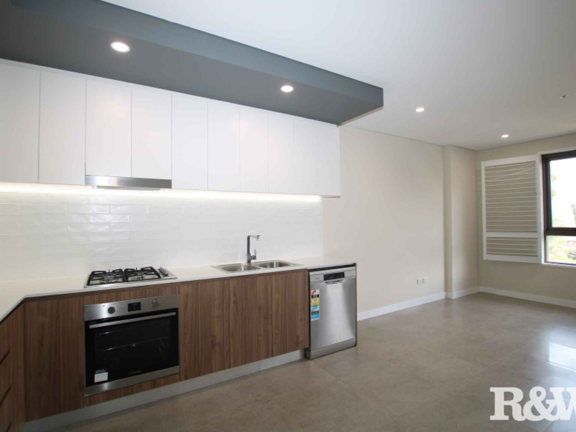 306/1 Markham Avenue Penrith