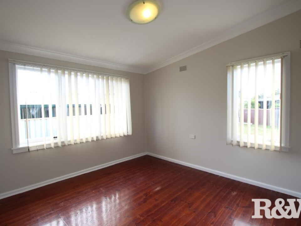 8 Hales Place Blackett