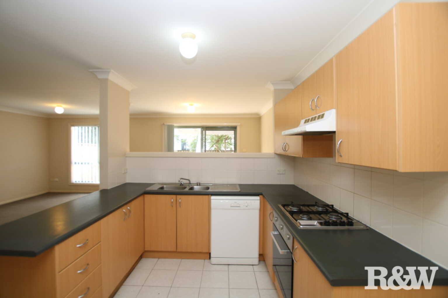 23/33 Coonara Avenue West Pennant Hills