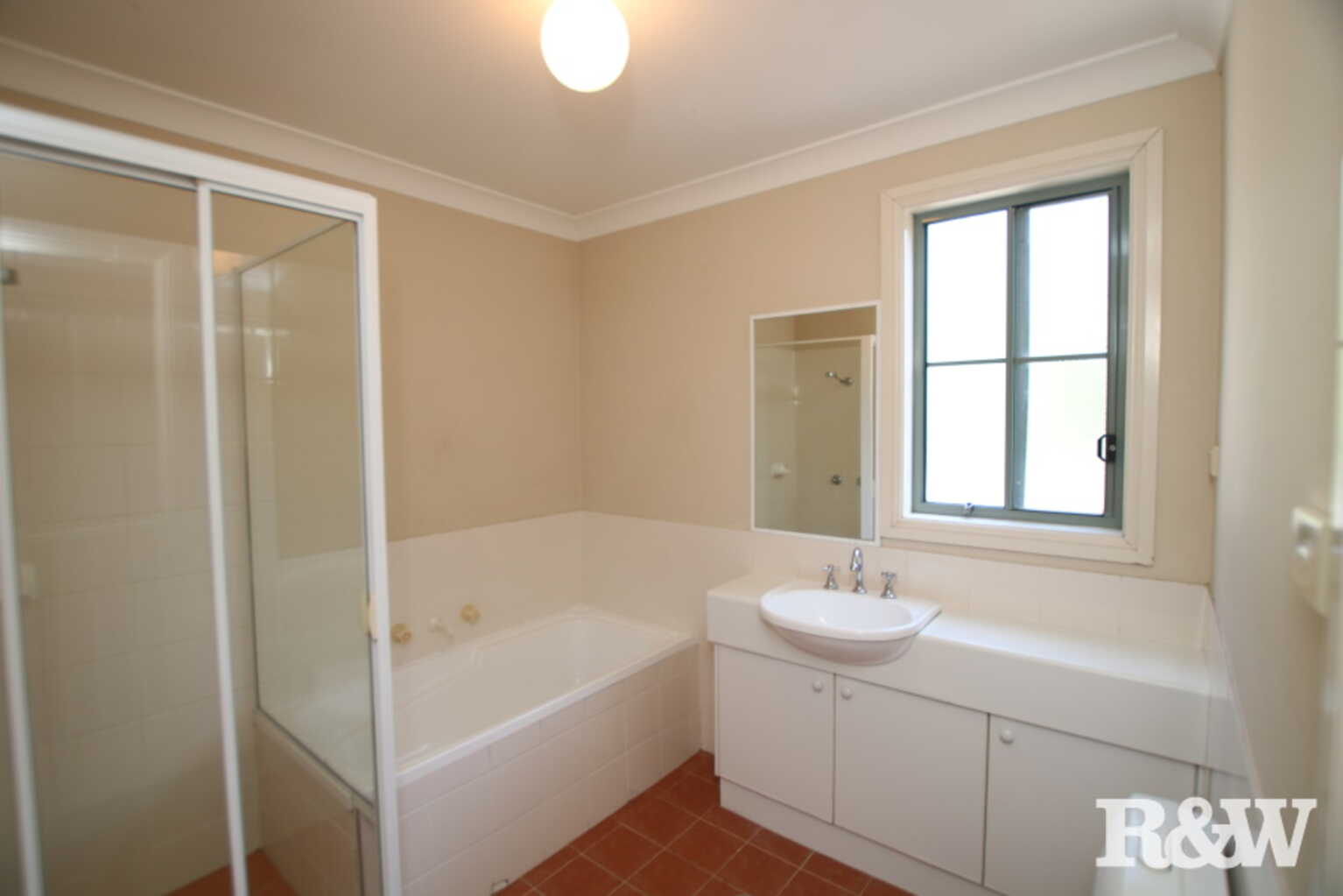23/33 Coonara Avenue West Pennant Hills