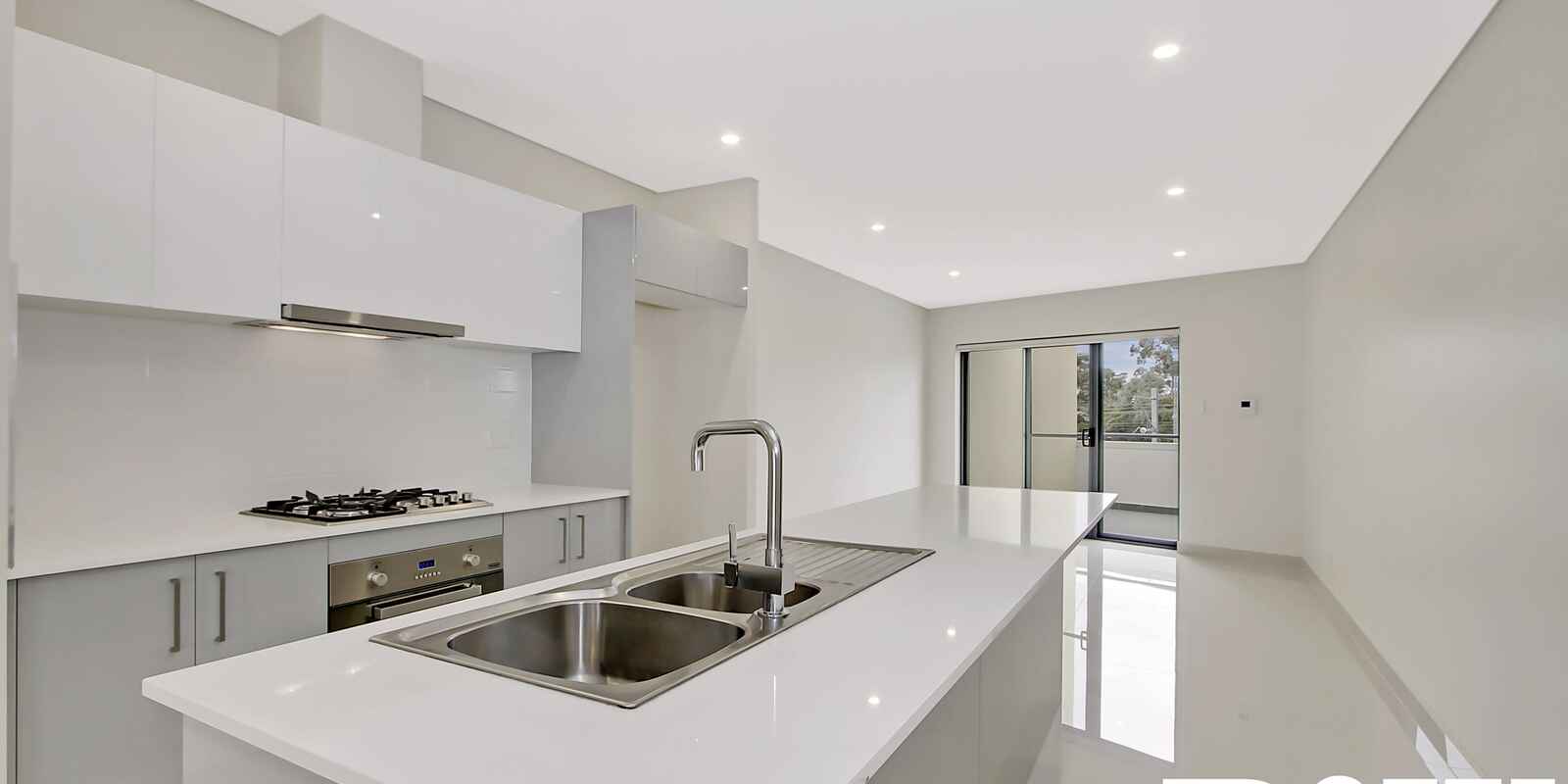 30/1A Premier Lane Rooty Hill