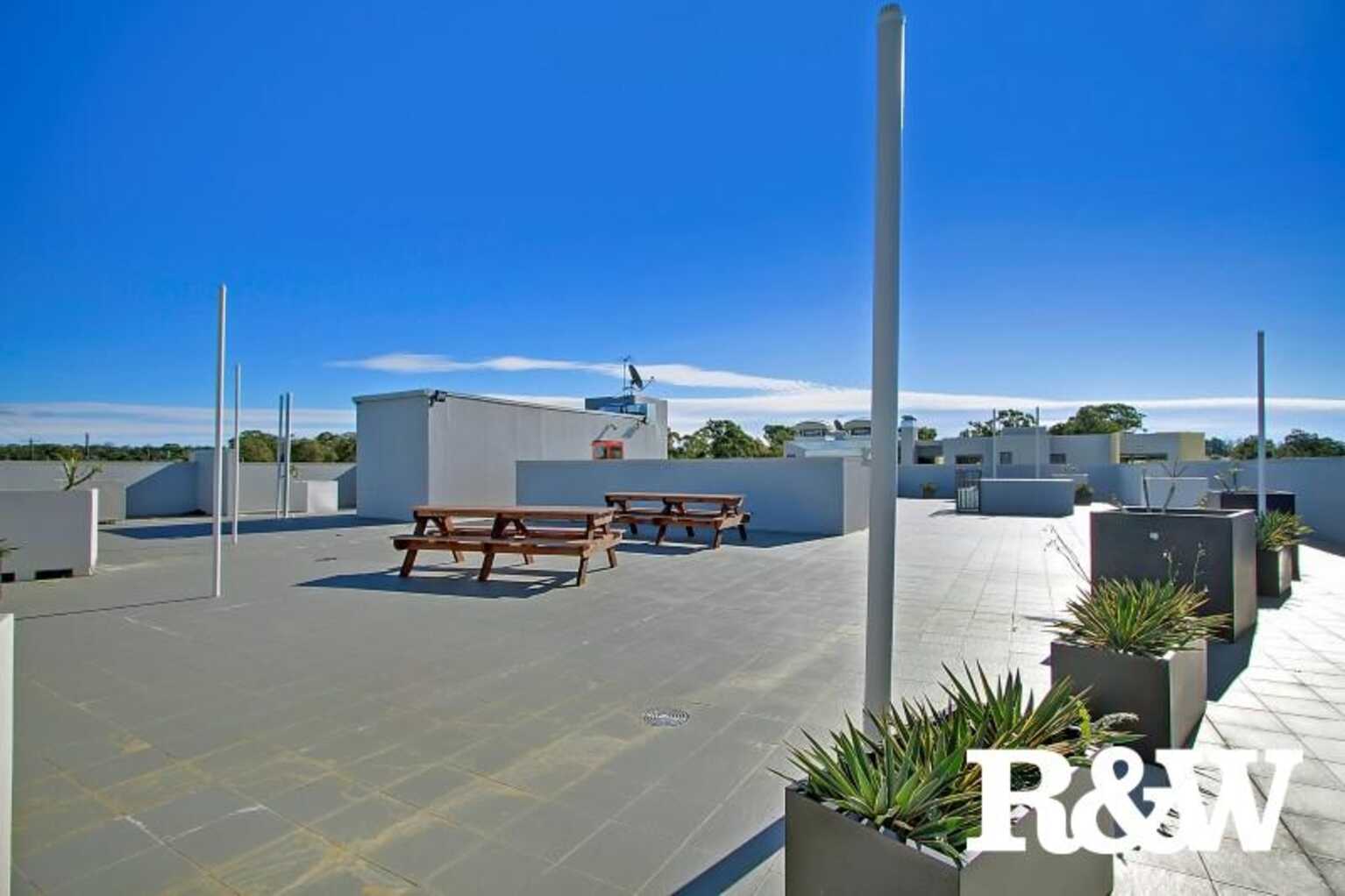 30/1A Premier Lane Rooty Hill