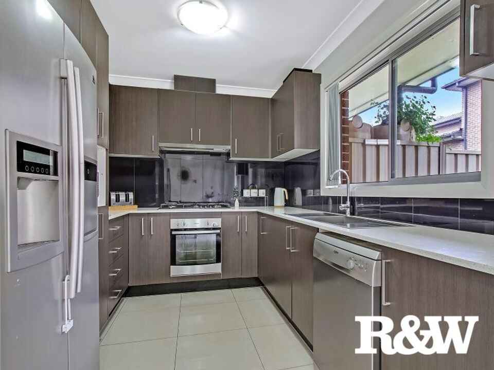 Townhouse For Lease 1/15 Hythe Street Mount Druitt