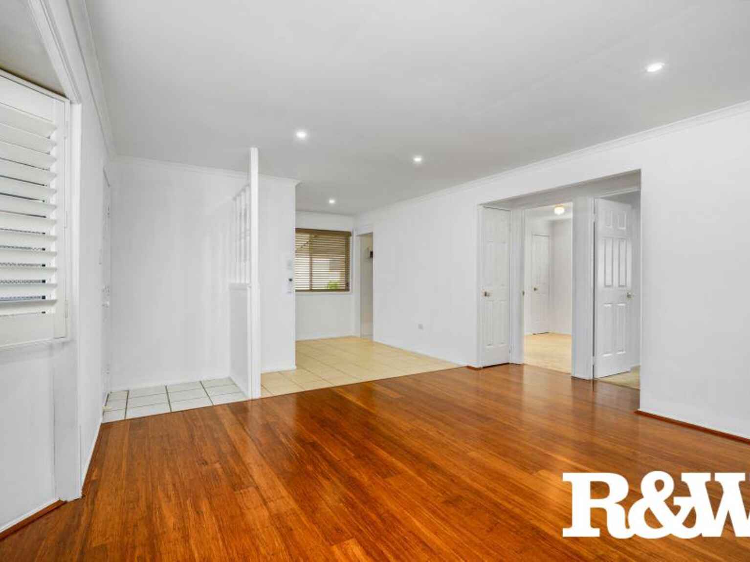 House For Sale 375/30 Majestic Drive Stanhope Gardens