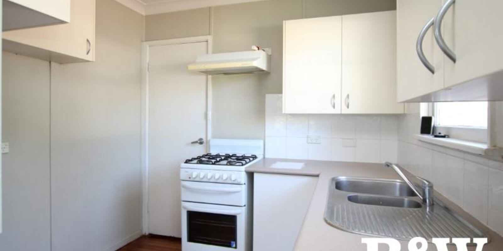 5 Weber Crescent Emerton