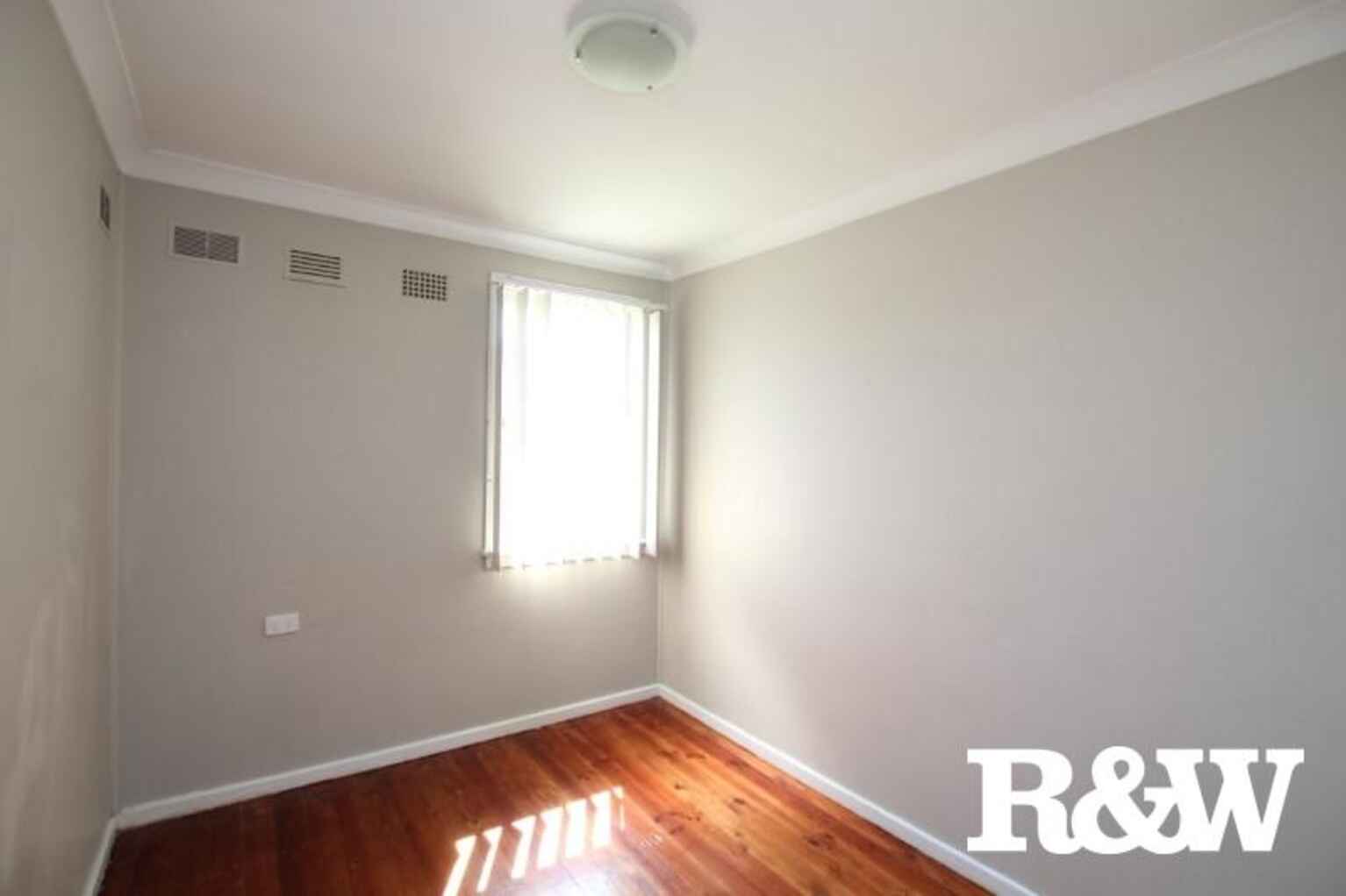 5 Weber Crescent Emerton