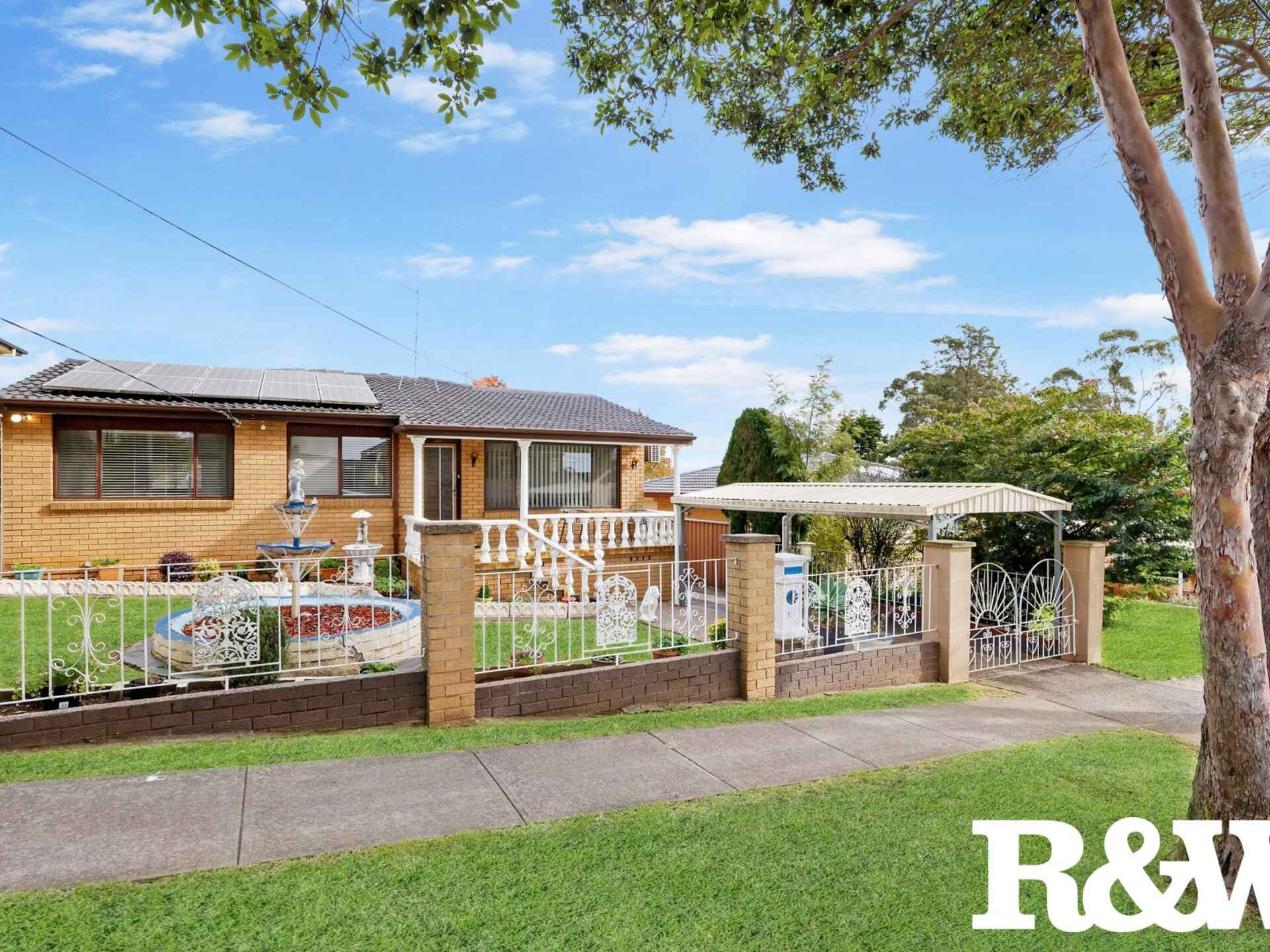 14 Albert Parade Rooty Hill
