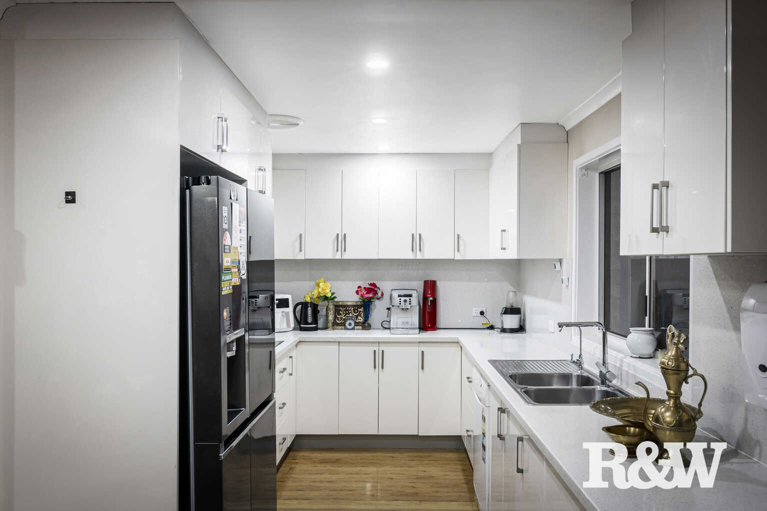 8 Olympic Place Doonside 8 Olympic Place Doonside